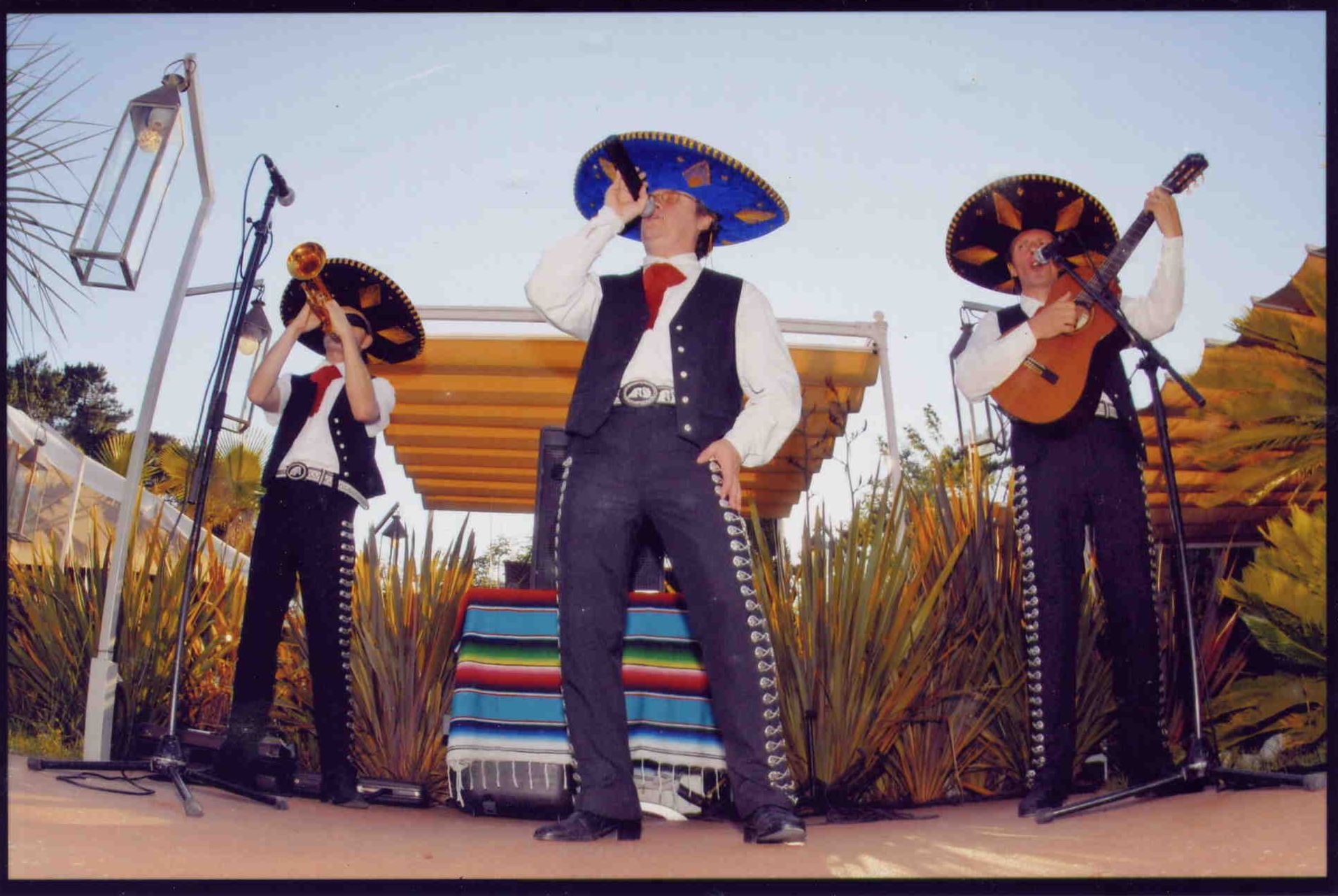 Orchestre mariachis animation repas, mariage, spectacles etc... 